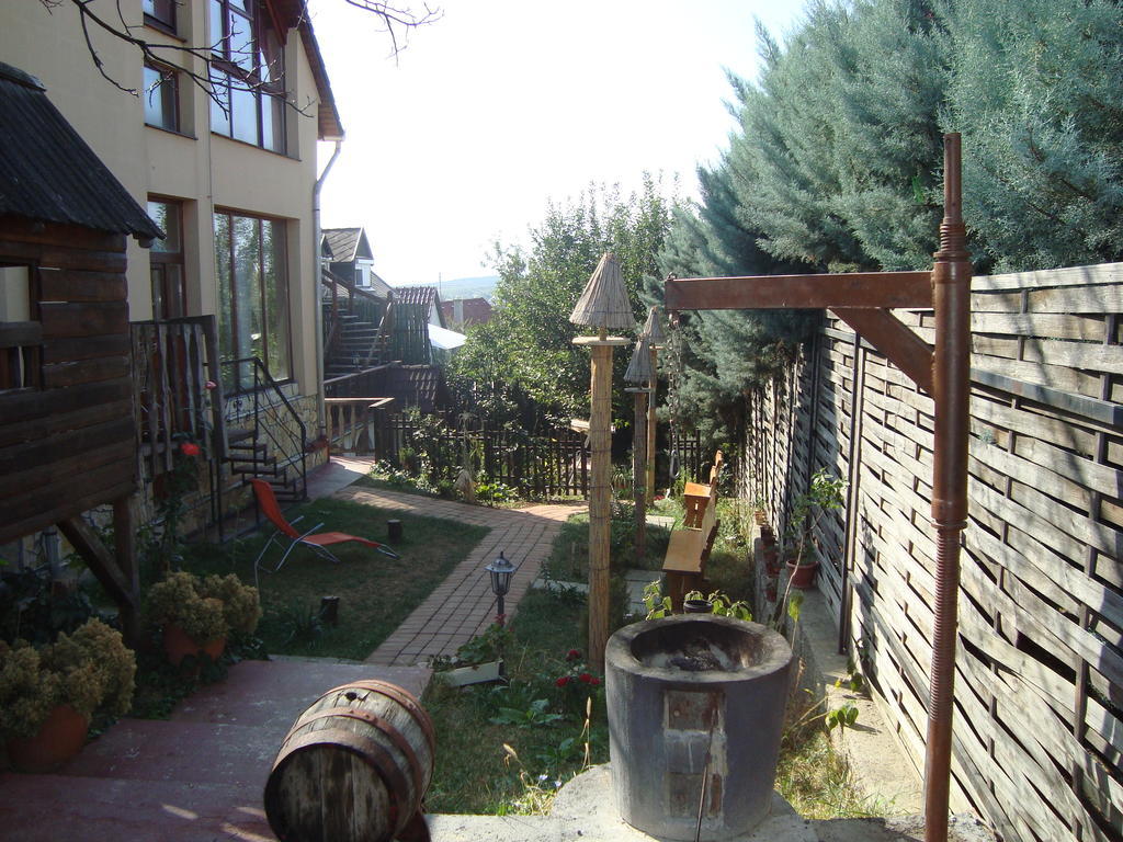 Leganyi Apartmanhaz Eger Exterior photo